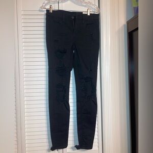 American Eagle ripped women’s jeans